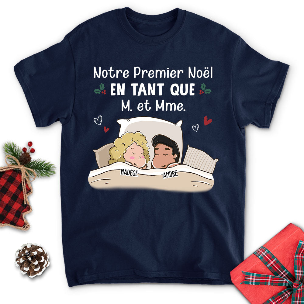 T-shirt Unisex Personnalisé - Notre Premier Noël En Tant Que M. Et Mme. - Version 2