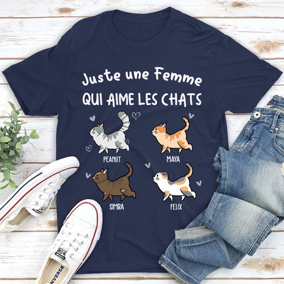 T-shirt Unisex Personnalisé - Une Femme Qui Aime Ses Chats